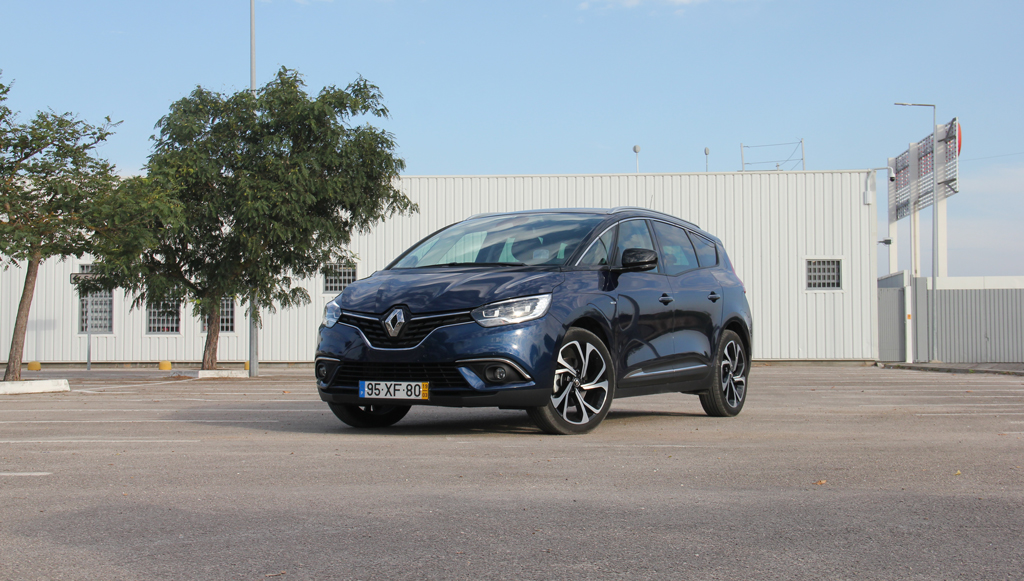 10 - Jornal_das_Oficinas_Renault-Grand_Scenic-2017-1600-355