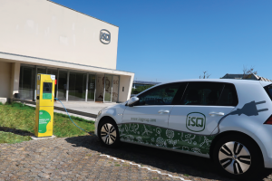 09 - ISQ-disponibiliza-carregadores-Auto-no-Tagus-Park