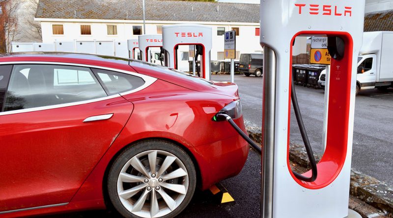 10 - Carros-elétricos
