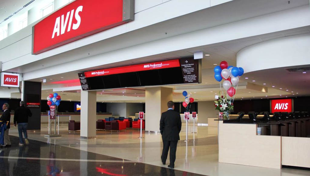 02 - Avis distinguida como