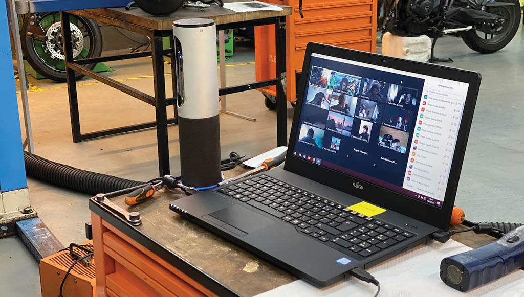 02 - Formacao online vs presencial