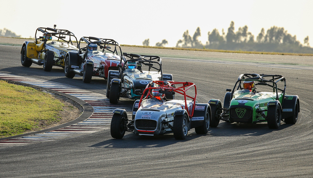 03 - Fuchs lubrificante oficial