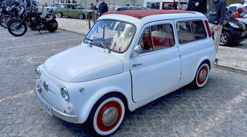 08 - Encontro Carros Antigos e Desportivos regressa à Costa de Caparica