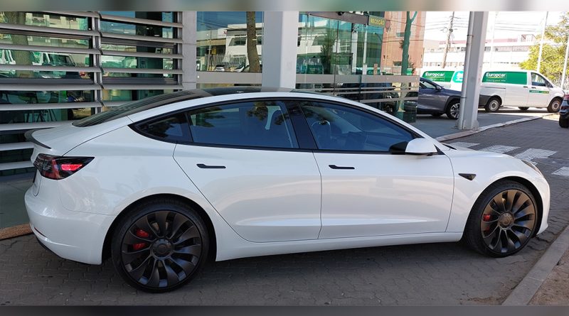 08 - Europcar anuncia introdução de viaturas Tesla na frota