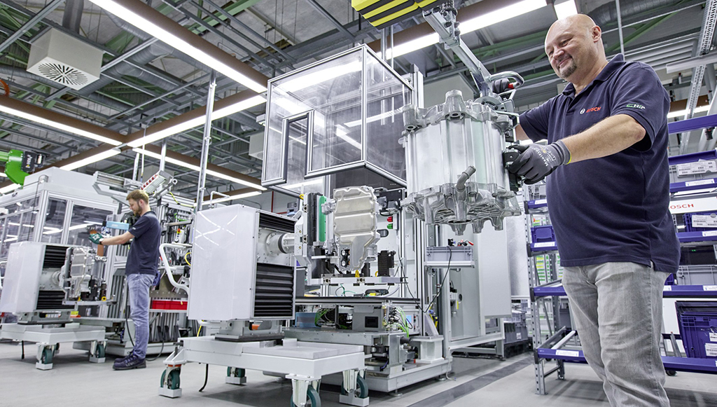 09 - Bosch desenvolve acionamento elétrico para veículos comerciais ligeiros