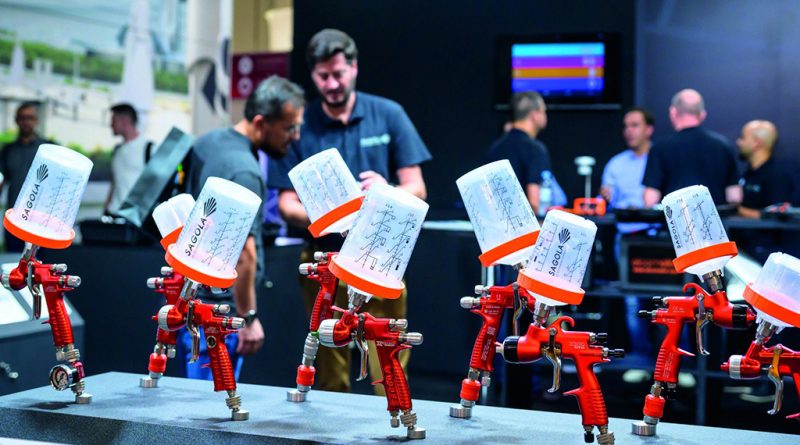 09 - automechanika01