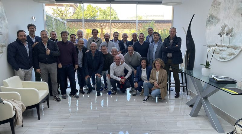 10 - AEACA reúne associados em sessão formação