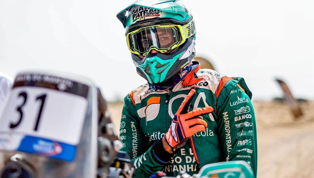 12 - Mario Patrao no Dakar apoiado pela Motul