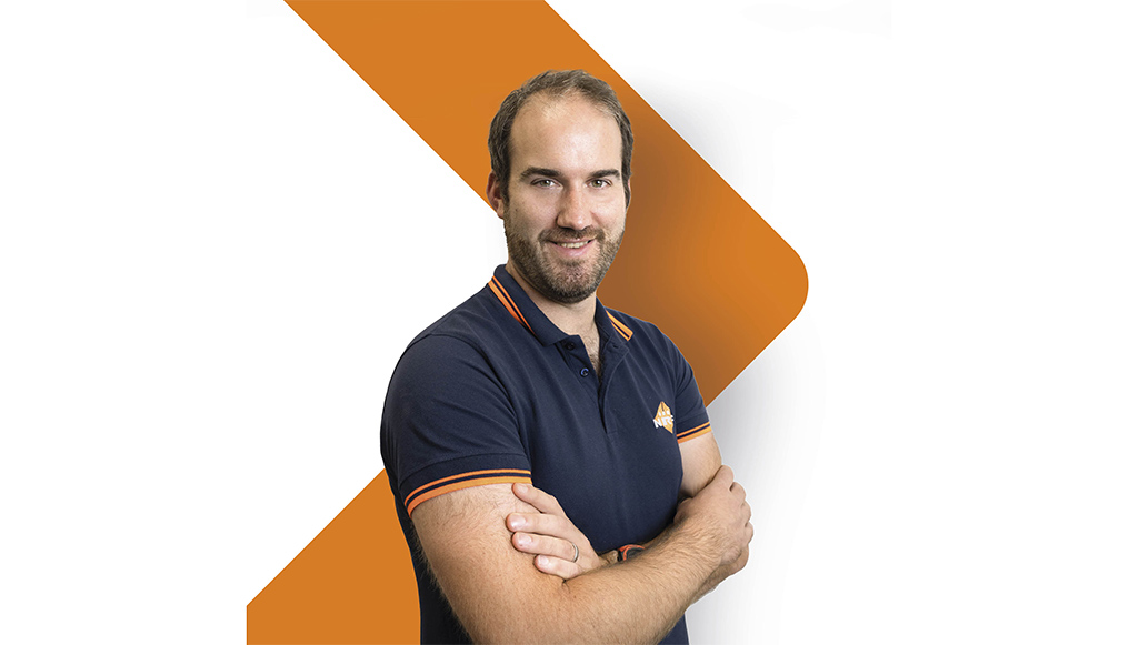 01 - Benjamin Meek lidera equipa especializada em EV