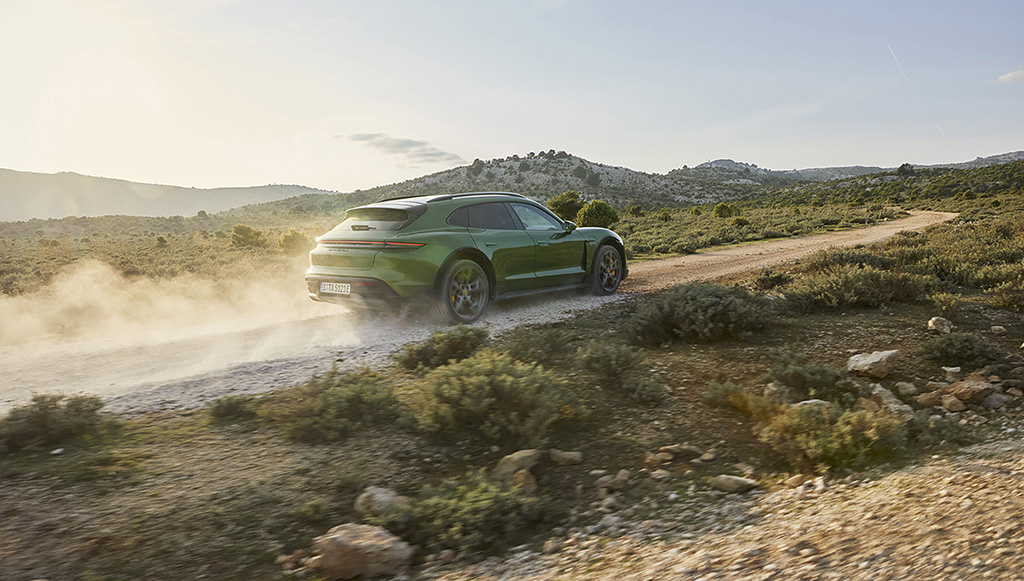 06 - AkzoNobel fornece Porsche gama completa de produtos