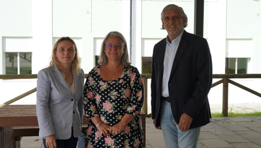 09 - bilstein group ajuda Escola Basica 23 da Venda do Pinheiro