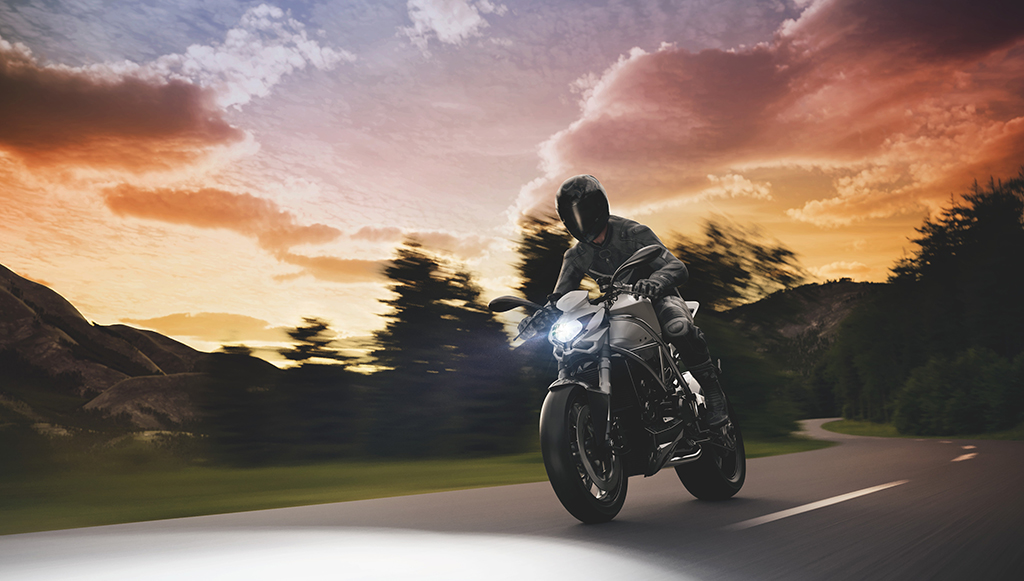 10 - OSRAM desenvolve primeira lampada LED retrofit para motos