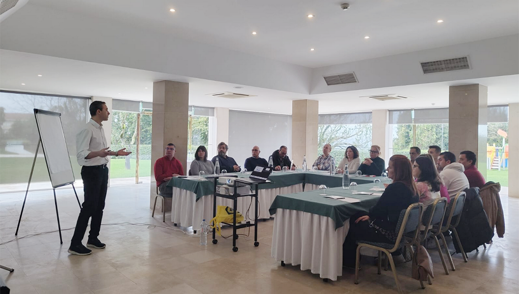 02 - Krautli Portugal e parceiros Nexus Shop iniciam formacao tecnica oficinal