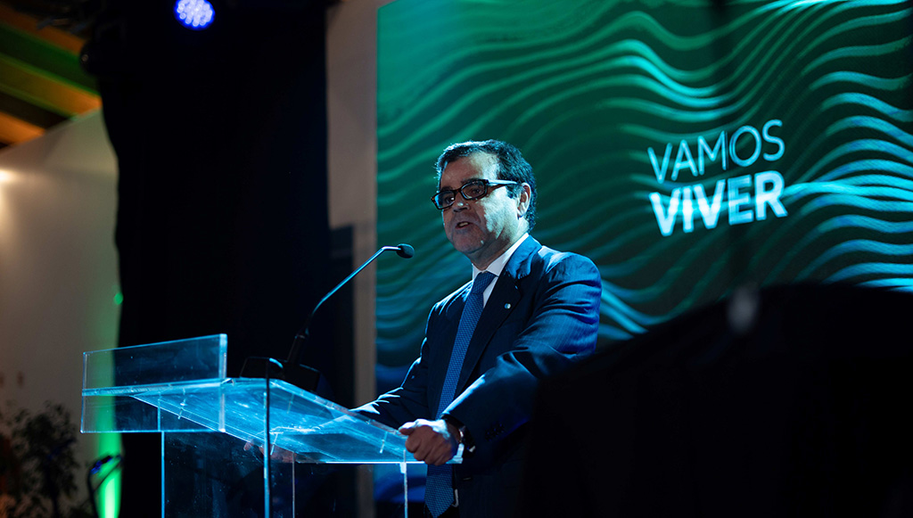 05 - Locarent lanca servicos de renting de motociclos e pesados