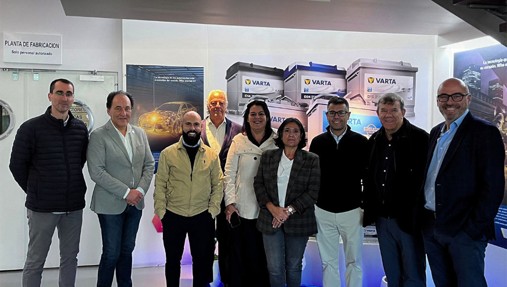 12 - Grupo Serca visita instalacoes da Clarios