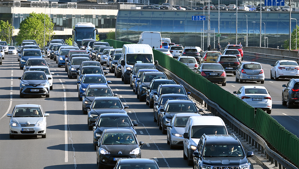 01 - Procura por usados ate 15 mil euros cresce 24 em dezembro