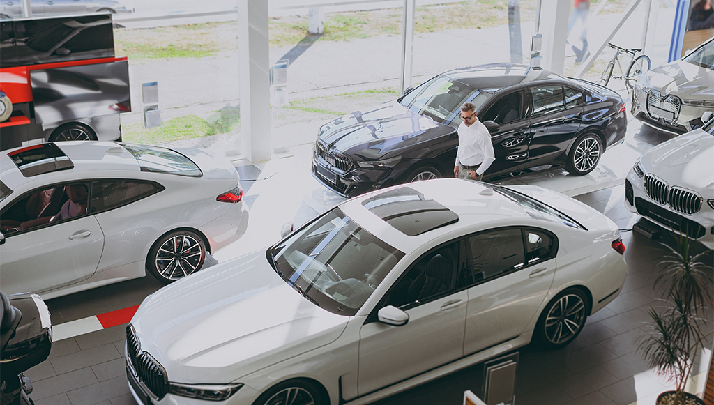 02 - Industria automovel enfrenta momento critico