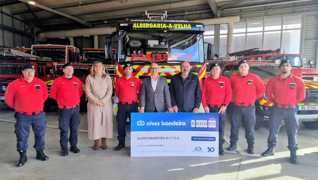 06 - Alves Bandeira celebra 50 anos com apoio aos bombeiros