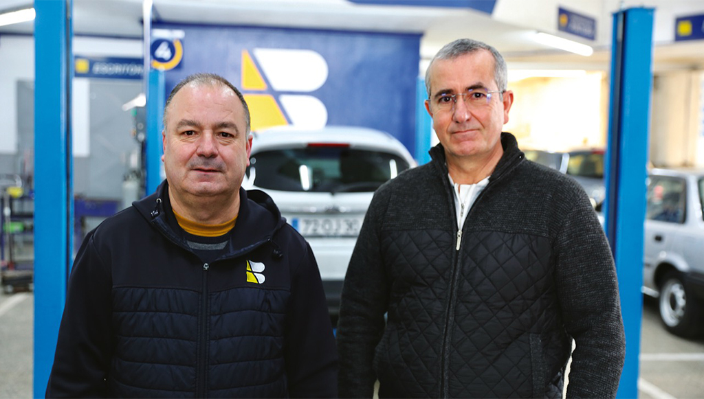 06 - auto_bandeirinha