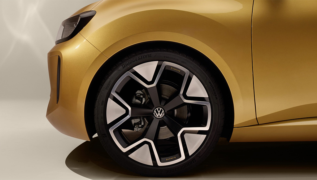 08 - O Governo e a Volkswagen assinaram uma declaracao para iniciar em 2027 a producao do ID. EVERY1 na Autoeuropa em Palmela. O projeto conta com apoio estatal de 30 milhoes de euros