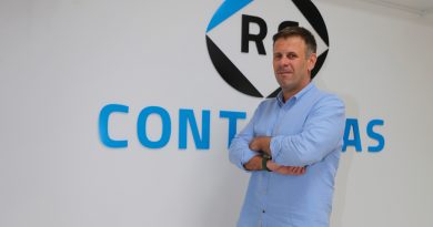 09 - RScontreras