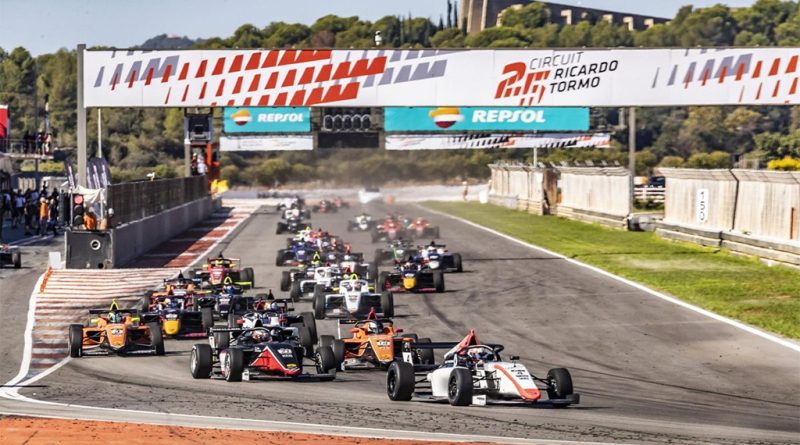 10 - NAPA Racing Weekend volta a encher Circuito Ricardo Tormo