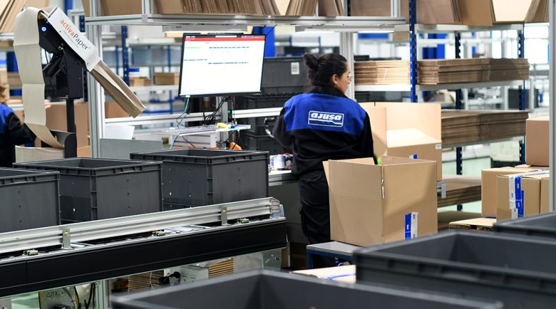Ajusa automatiza logística com tecnologia shuttle