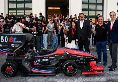 Estudantes do Técnico apresentam protótipo Formula Student