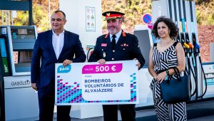 Ascendi_e_a_PRIO - Administrador-Prio-Lu¡s-Martins-Comandante-dos-Bombeiros-Volunt-rios-de-Alvai-zere-M-rio-Bruno-Gomes-e-Presidente-da-Cƒmara-Municipal-de-Alvai-zere-C‚lia-Marques