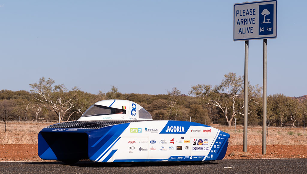 Axalta_apoia_iniciativa_STEM - Axalta-supports-STEM-with-student-racing-Agoria-Solar-Team