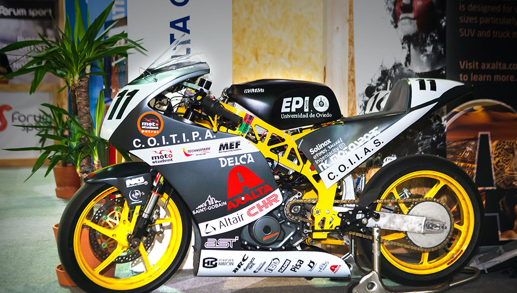 Axalta_apoia_iniciativa_STEM - Axalta-supports-STEM-with-student-racing-Wolfast-Uniovi