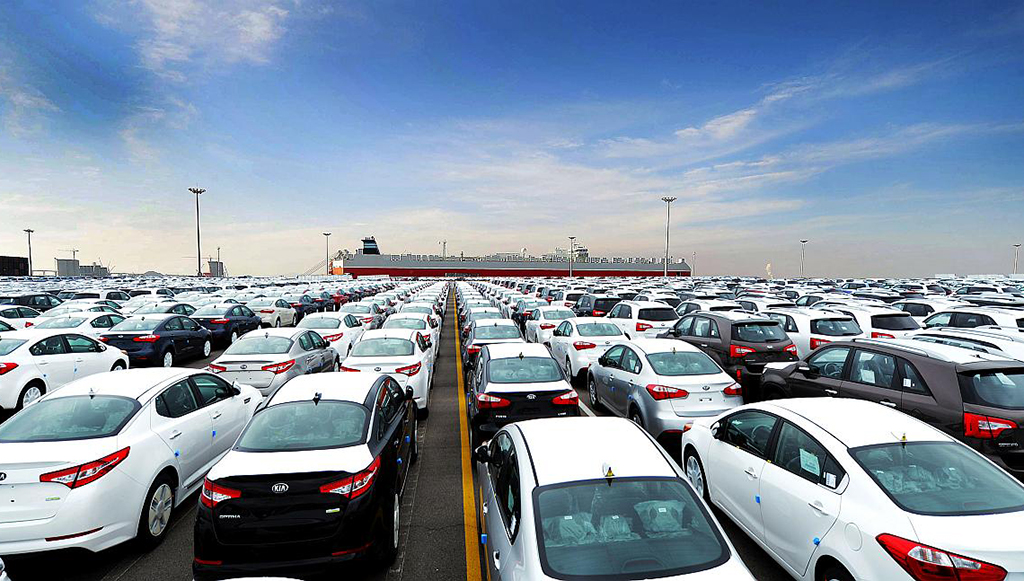 Mercado-Automovel-com-queda