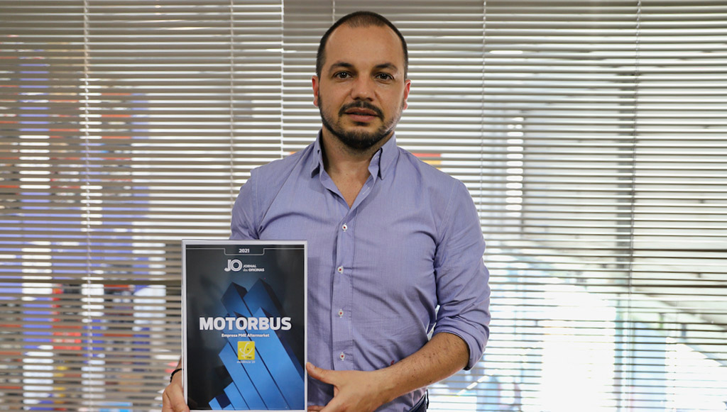 NewsJO782_N1_Motorbus