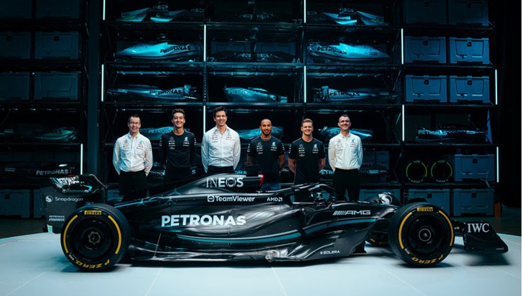 Equipa-F1-Mercedes-AMG-PETRONAS-apresenta-W14