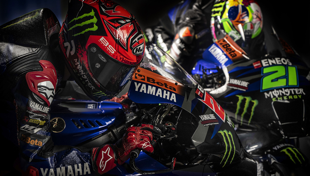 Axalta-da-cor-a-equipa-Monster-Energy-Yamaha-MotoGPTM