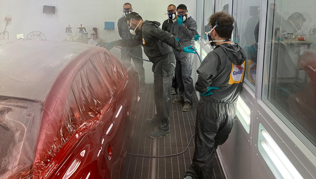 07 - Glasurit realiza formacao para concessionarios Nissan2