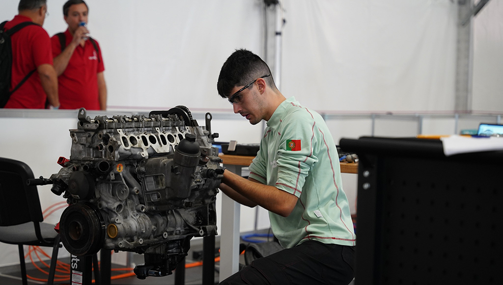 09 - CEPRA obtem Medalha de Excelencia no EuroSkills Gdansk 2023_2