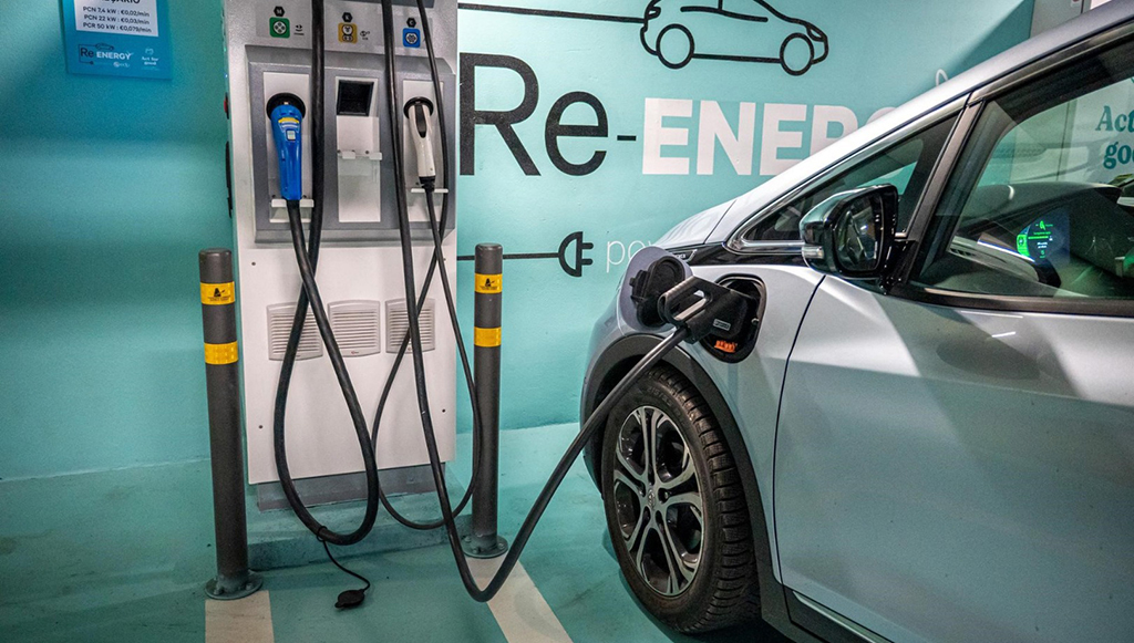 Carros-eletricos-ultrapassam