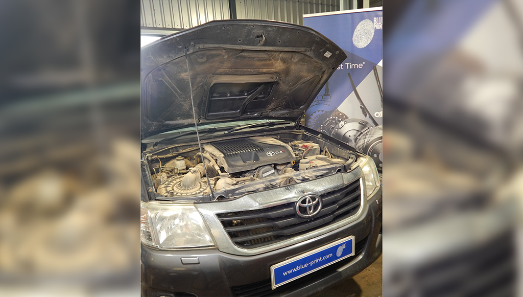 Blue-Print-explica-substituicao-da-embraiagem-Toyota-Hilux