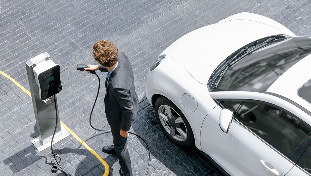 Mercado-de-veiculos-eletricos-cresce-em-abril