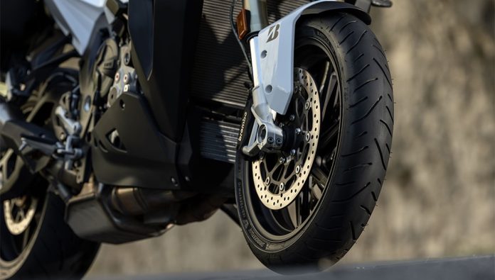Bridgestone sugere rotas de moto em Portugal com o Battlax T33