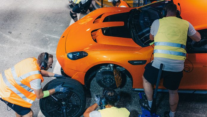 Michelin e Mercedes-AMG batem recorde mundial com elétrico