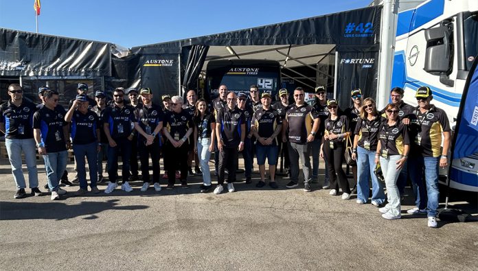 Austone e Fortune Tyres celebram fim da temporada do ETRC