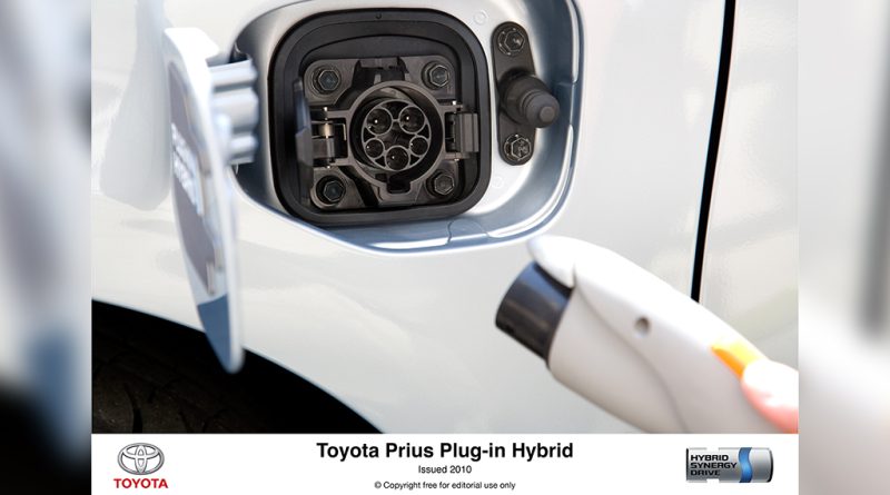 12 - Controlauto renova frota com 12 carros eletricos