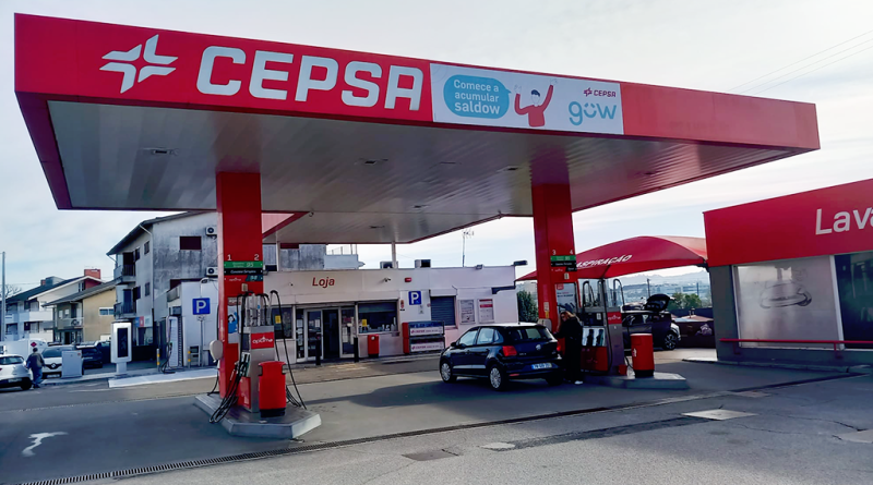 04 - Cepsa inaugura dois novos carregadores eletricos ultrarrapidos