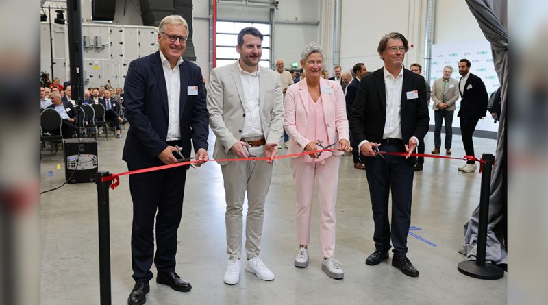 09 - FUCHS abre primeira fabrica alema para producao de eletrolitos